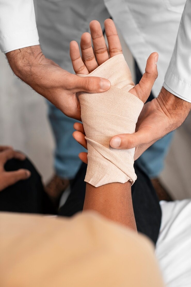 preparazione medicazione semplice a domicilio domicheck brescia